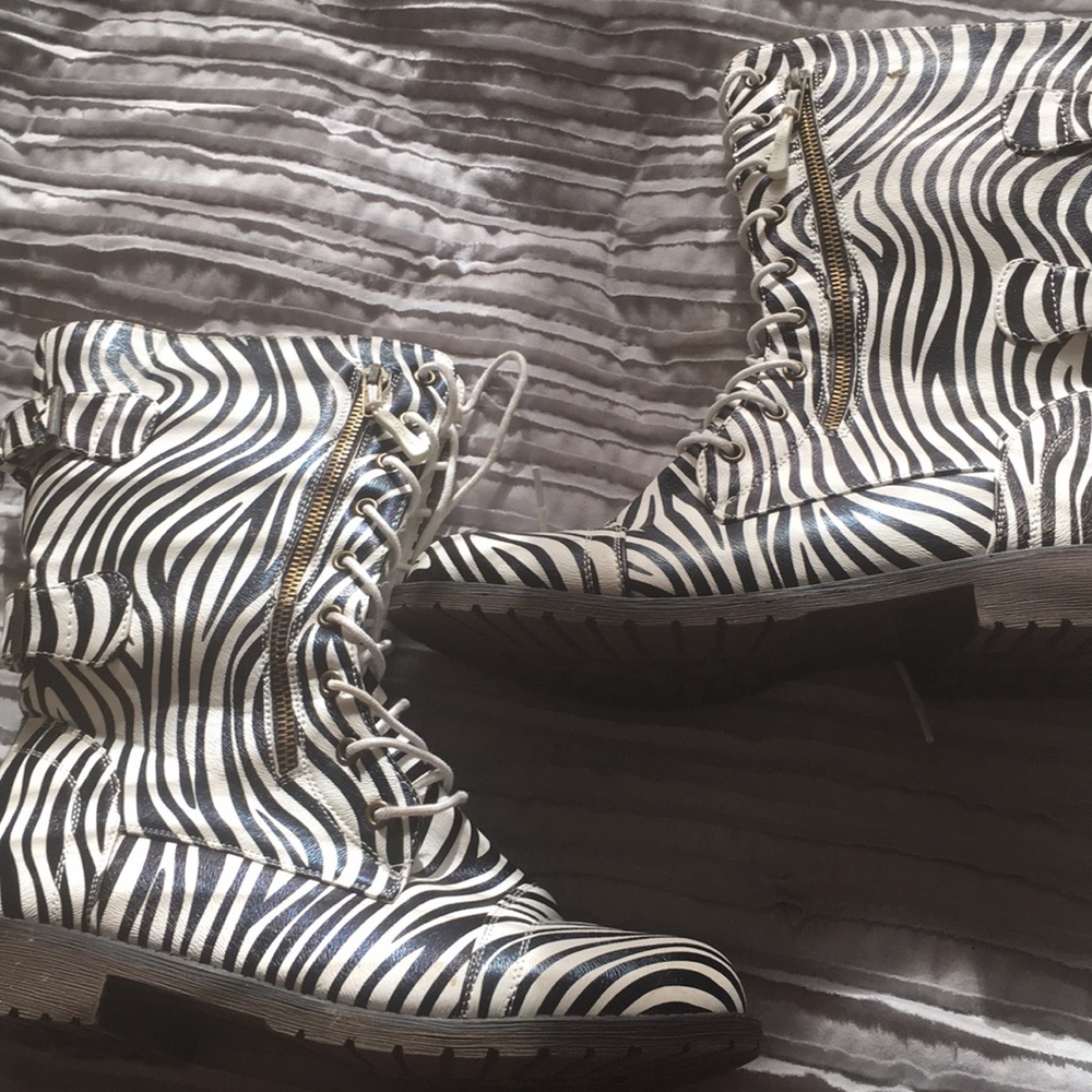 Women boots